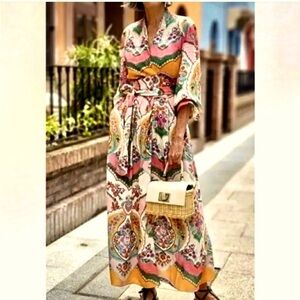 ZARA Printed Floral Wrap Dress Size Medium V-neckline Midi Maxi Flowy Versatile